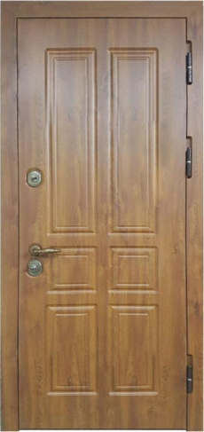 Входная дверь с открыванием внутрь для дома №8